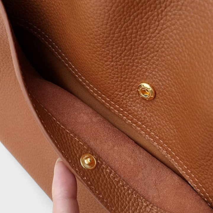 Fera | Elegant Shoulder Bag