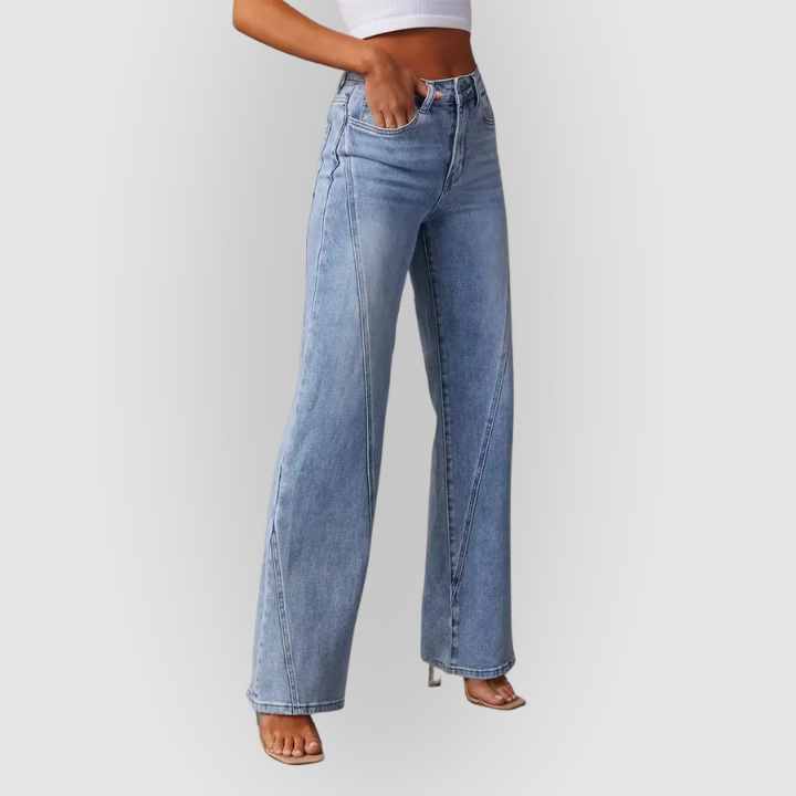 Nina | Elegant Flared Jeans